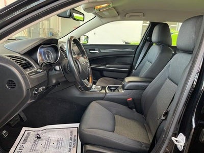 2022 Chrysler 300 Touring AWD