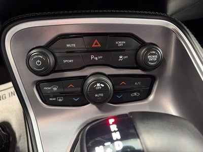 2022 Dodge Challenger SXT