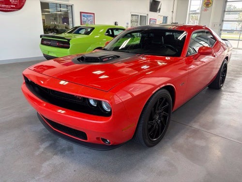 2016 Dodge Challenger R/T Shaker