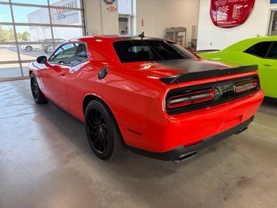 2016 Dodge Challenger R/T Shaker