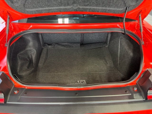 2016 Dodge Challenger R/T Shaker