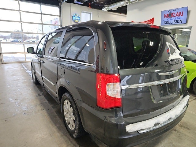 2012 Chrysler Town & Country Touring