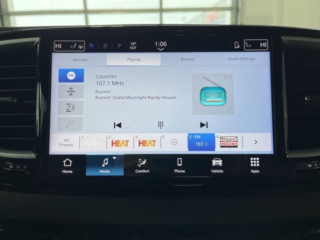 2025 Chrysler Pacifica Select