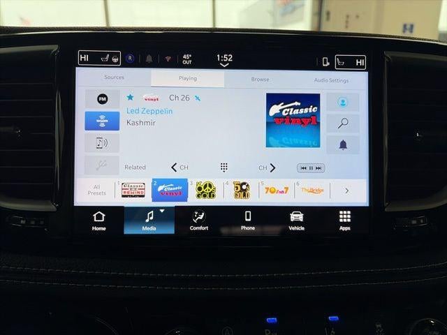 2026 Chrysler Pacifica Select