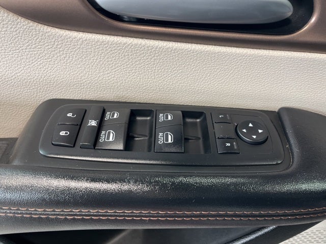 2017 Chrysler Pacifica Touring-L Plus