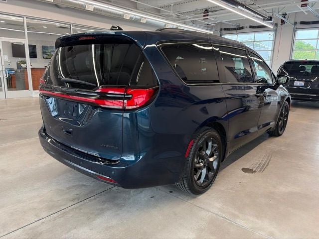 2025 Chrysler Pacifica Limited