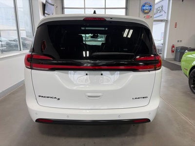 2025 Chrysler Pacifica Limited