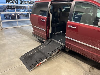 2014 Chrysler Town & Country Limited