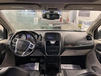 2014 Chrysler Town & Country Limited
