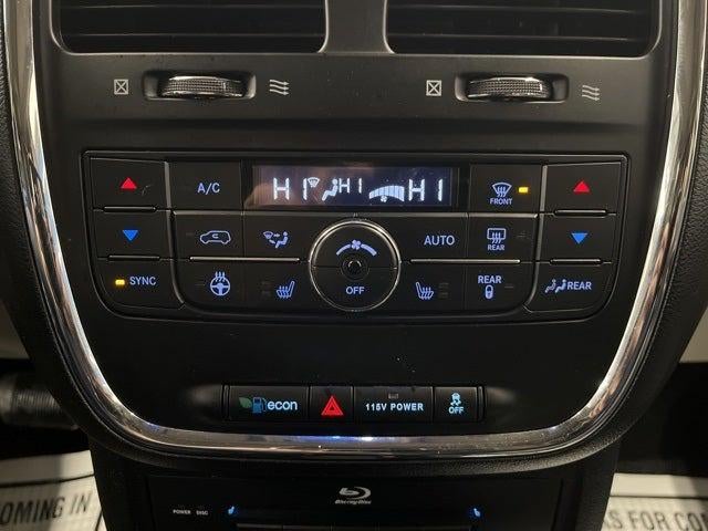 2014 Chrysler Town & Country Limited