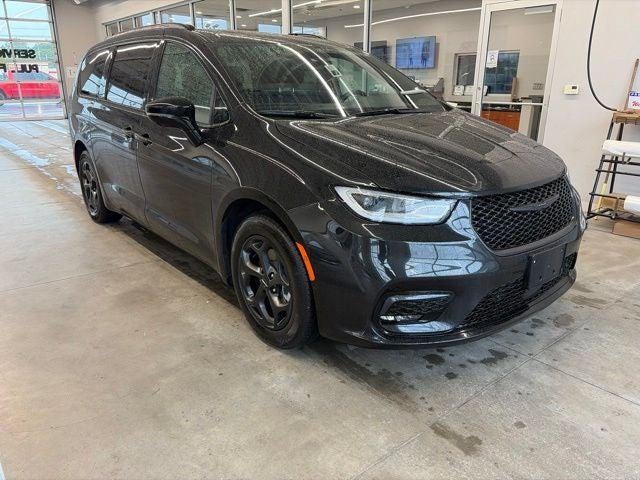 2024 Chrysler Pacifica Hybrid Premium S Appearance Pkg