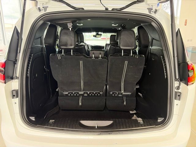 2024 Chrysler Pacifica Hybrid S Appearance Pkg