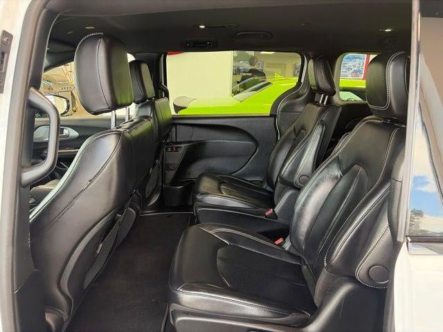2024 Chrysler Pacifica Hybrid S Appearance Pkg