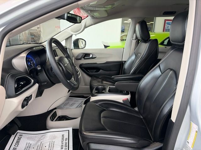 2023 Chrysler Pacifica Touring L AWD