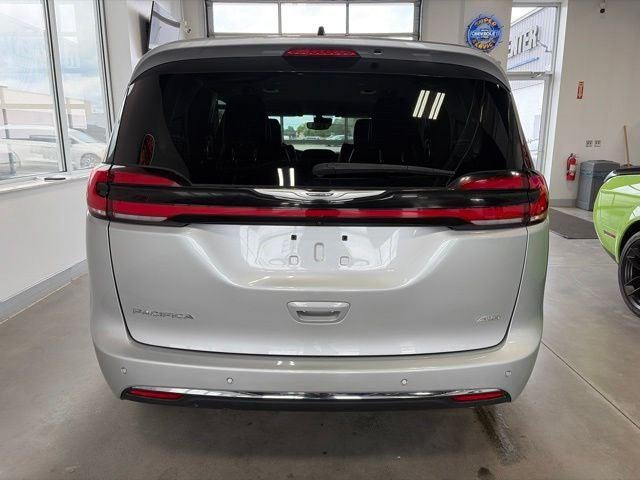 2023 Chrysler Pacifica Touring L AWD
