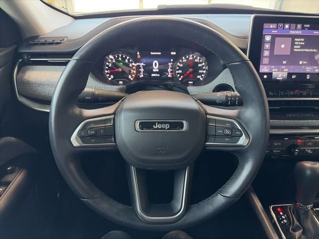 2022 Jeep Compass Latitude Lux 4x4