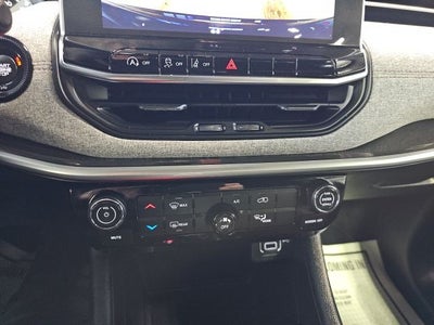 2024 Jeep Compass Latitude Lux FWD