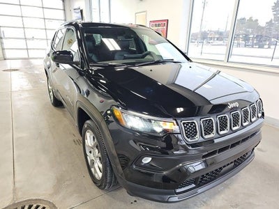 2024 Jeep Compass Latitude Lux FWD