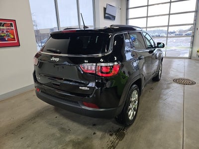 2024 Jeep Compass Latitude Lux FWD