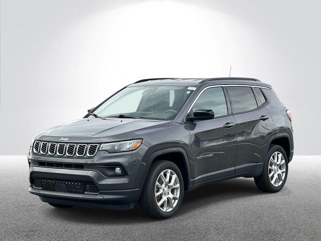 2024 Jeep Compass Latitude Lux FWD