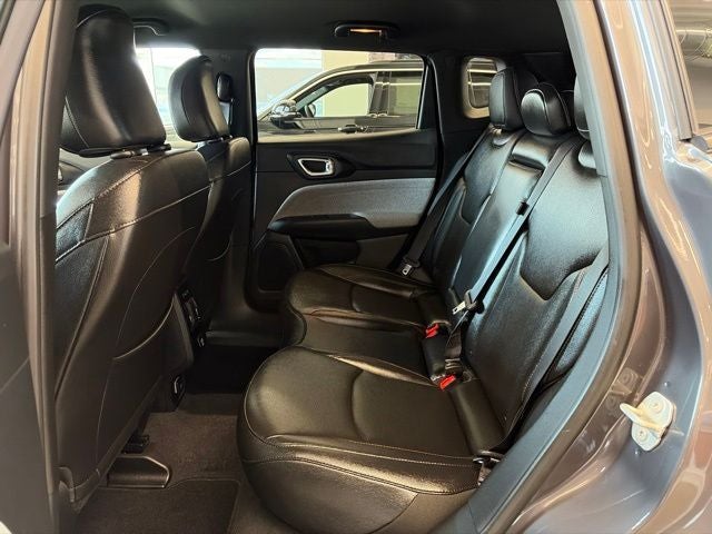 2024 Jeep Compass Latitude Lux FWD