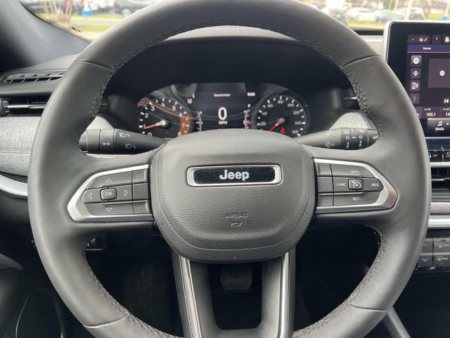 2024 Jeep Compass Latitude Lux FWD