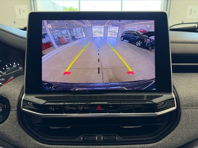 2024 Jeep Compass Latitude Lux FWD