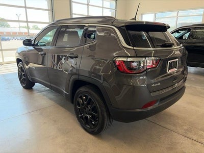 2024 Jeep Compass Latitude Lux FWD