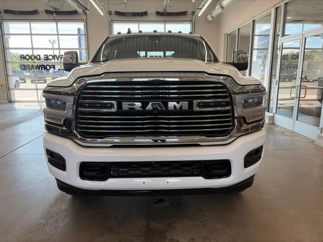 2024 RAM 2500 Laramie Crew Cab 4x4 6'4' Box