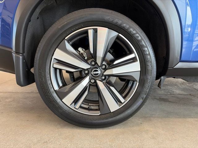 2023 Nissan Rogue SL Intelligent AWD