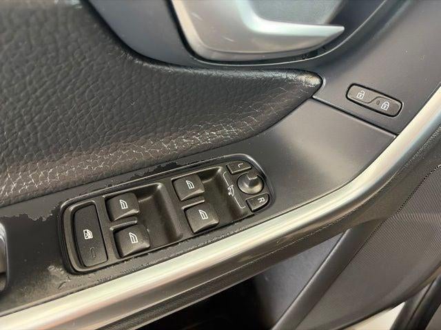 2012 Volvo S60 T5