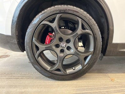 2024 Alfa Romeo Stelvio Veloce AWD