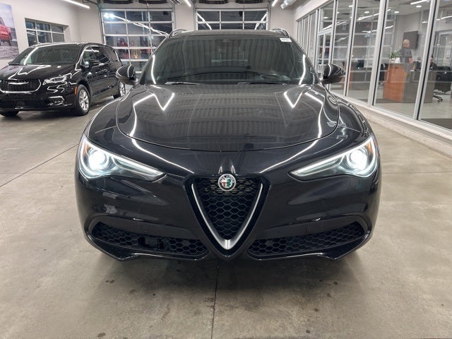2022 Alfa Romeo Stelvio Ti AWD