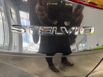 2022 Alfa Romeo Stelvio Ti AWD