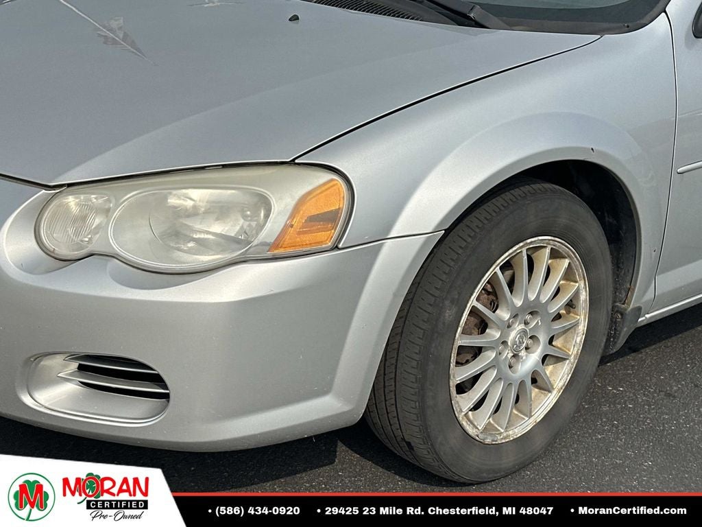 2004 Chrysler Sebring Base