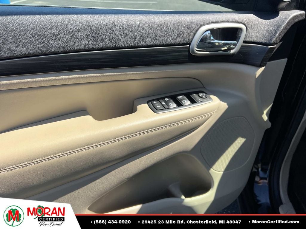 2019 Jeep Grand Cherokee Laredo E