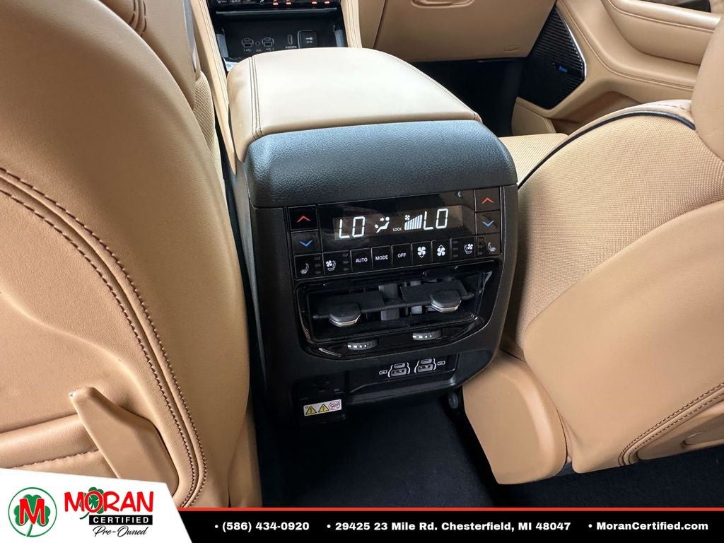 2023 Jeep Grand Cherokee Summit Reserve