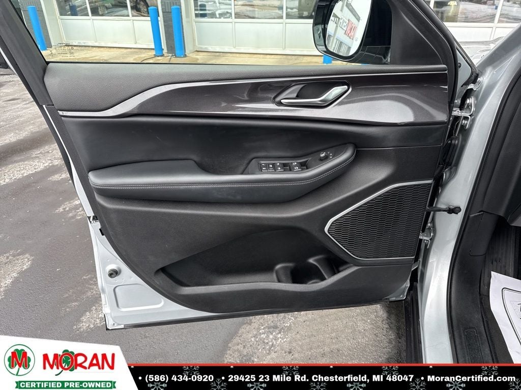 2022 Jeep Grand Cherokee L Altitude