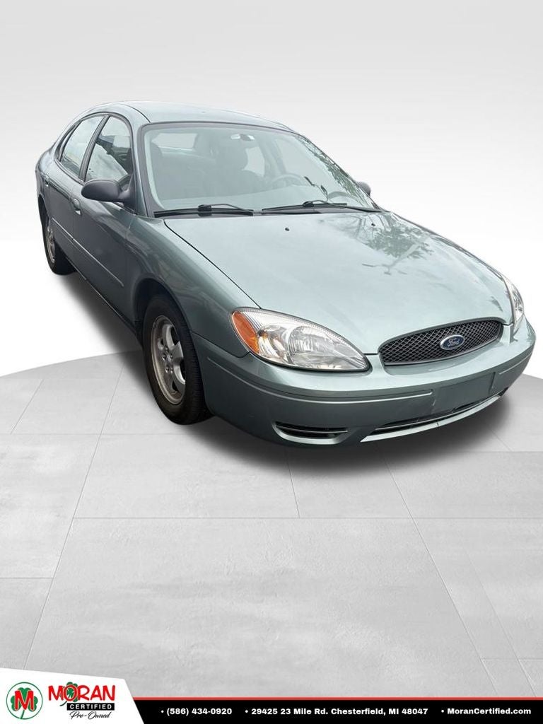 2005 Ford Taurus SE