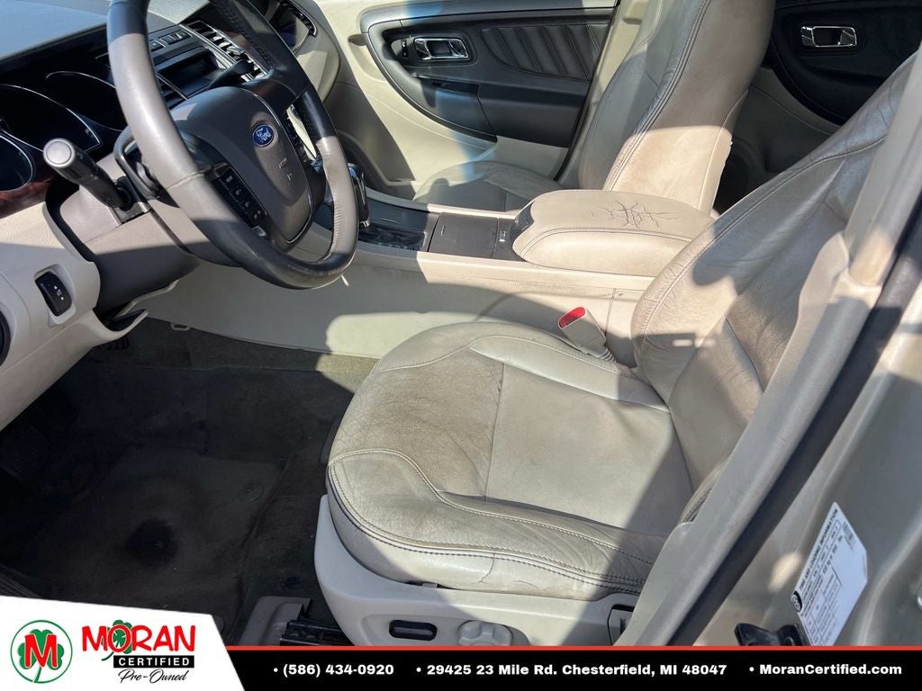2011 Ford Taurus SEL