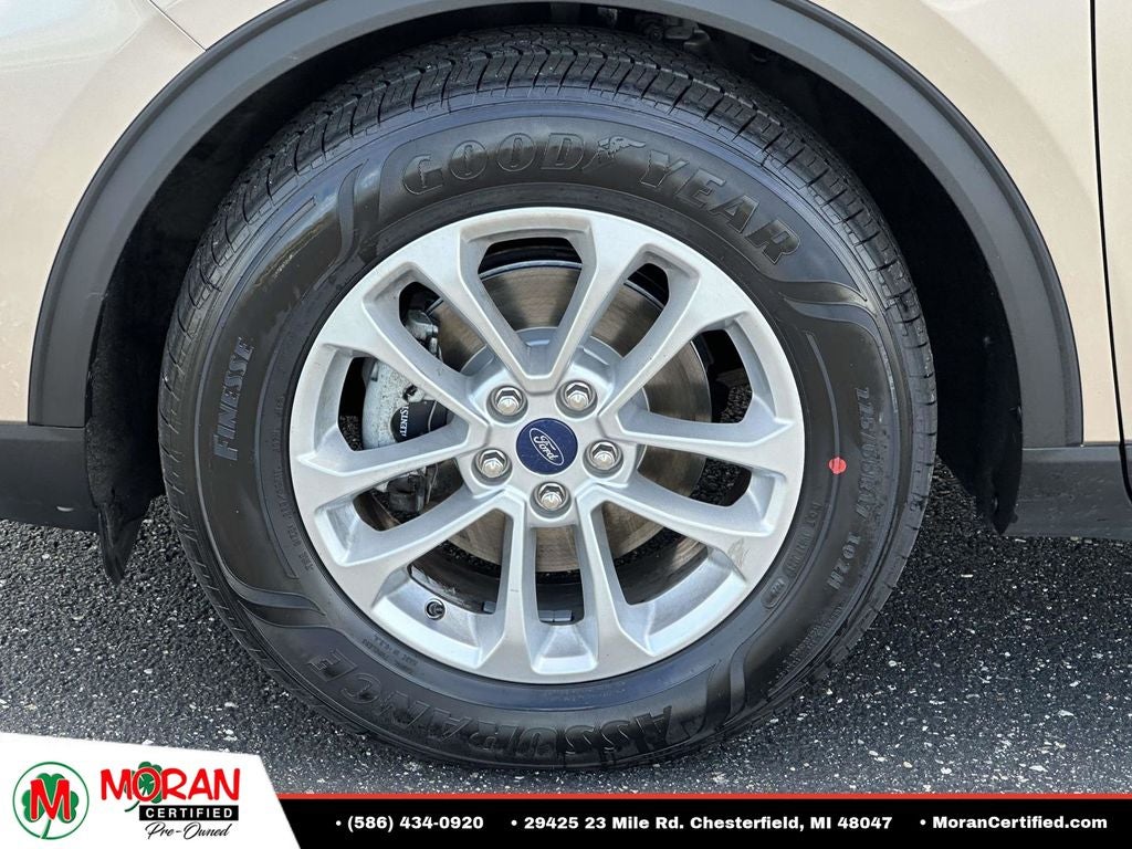 2020 Ford Escape SE
