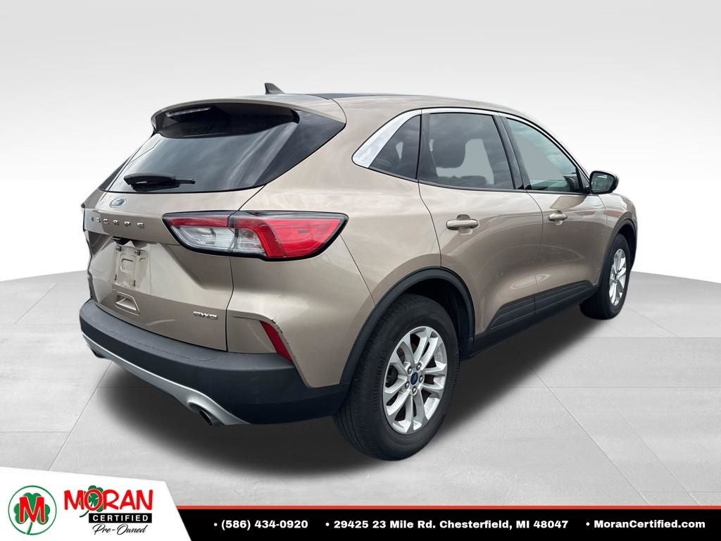 2020 Ford Escape SE