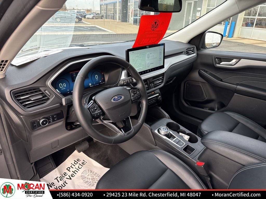 2025 Ford Escape Platinum