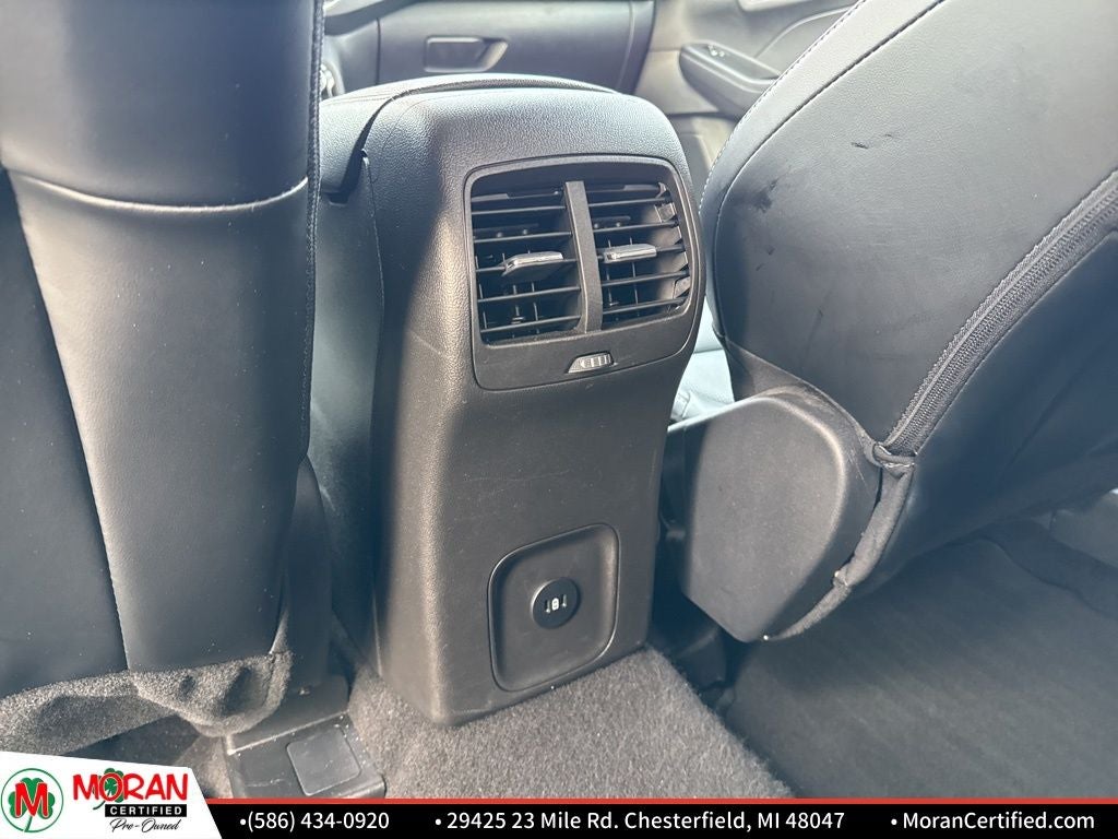 2025 Ford Escape Platinum