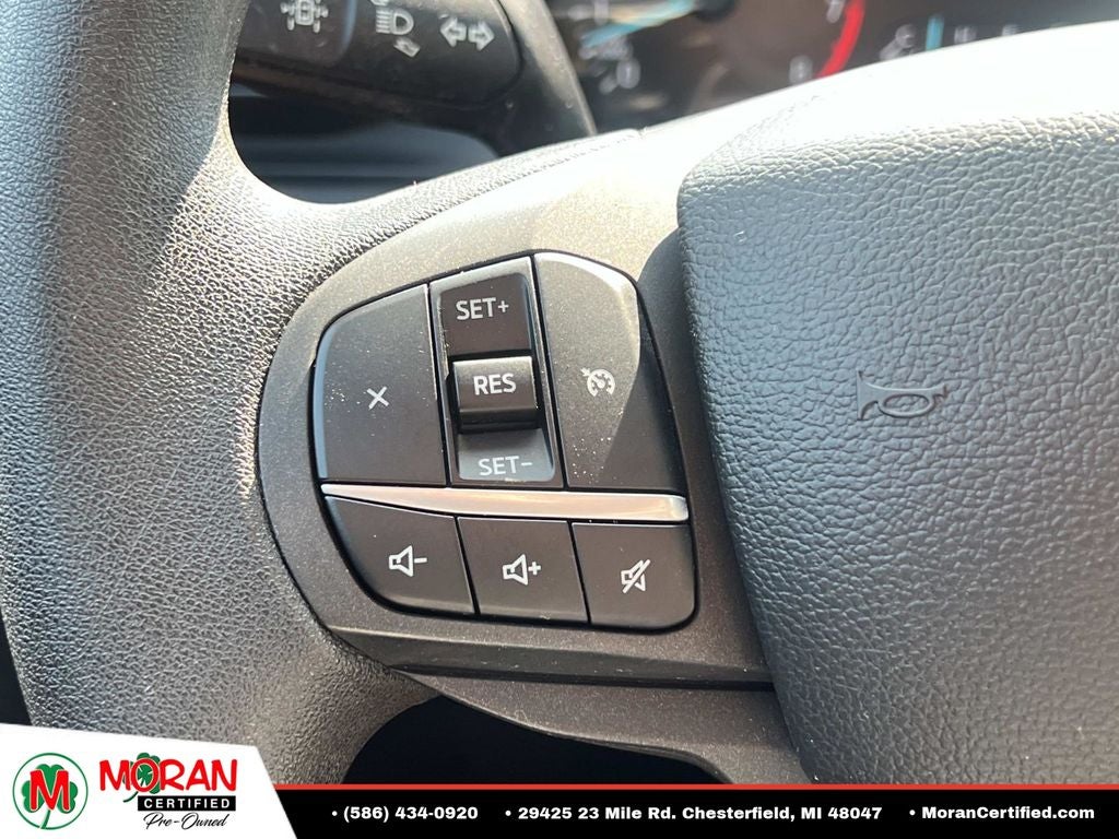 2022 Ford Explorer Base
