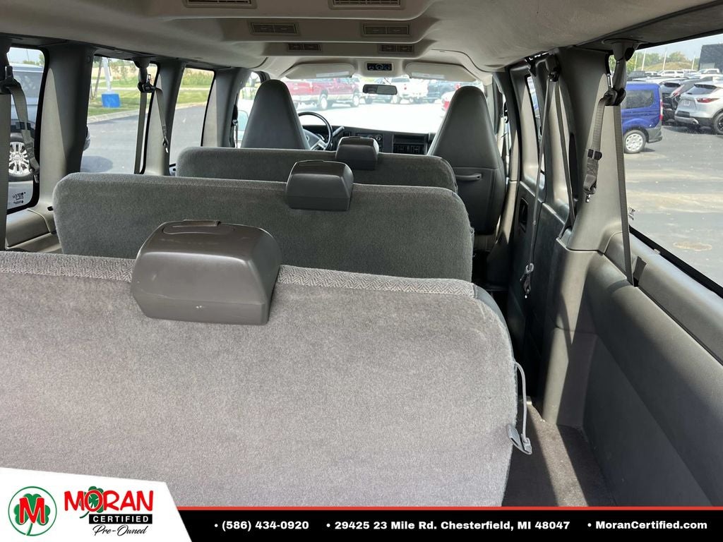 2019 Chevrolet Express 3500 LS Passenger
