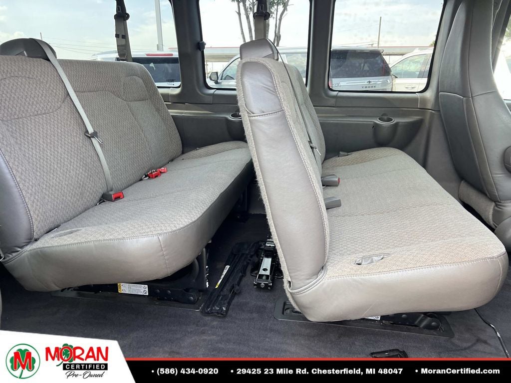 2019 Chevrolet Express 3500 LS Passenger