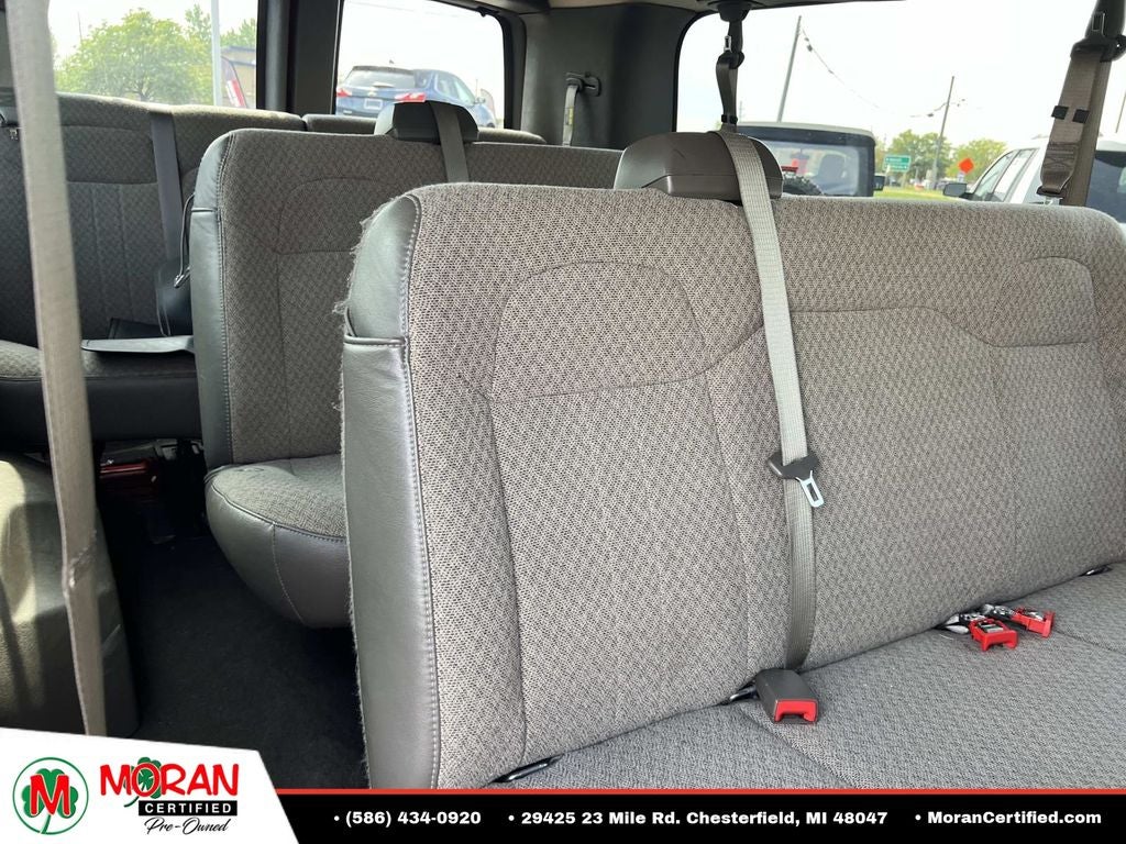 2019 Chevrolet Express 3500 LS Passenger