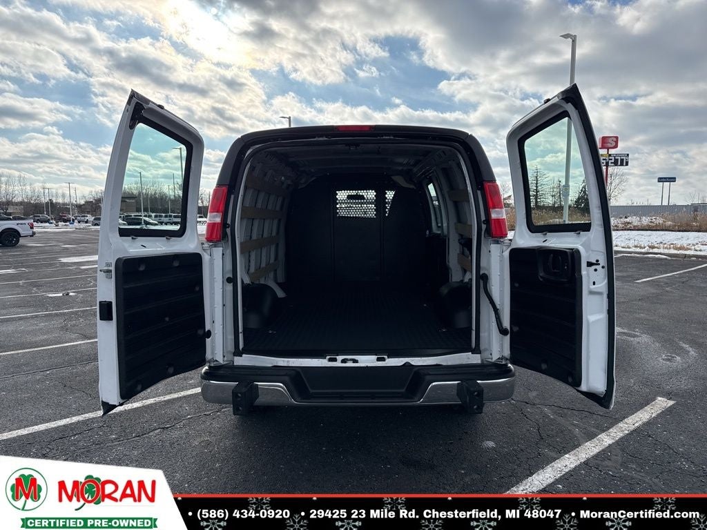 2024 Chevrolet Express 2500 Work Van Cargo
