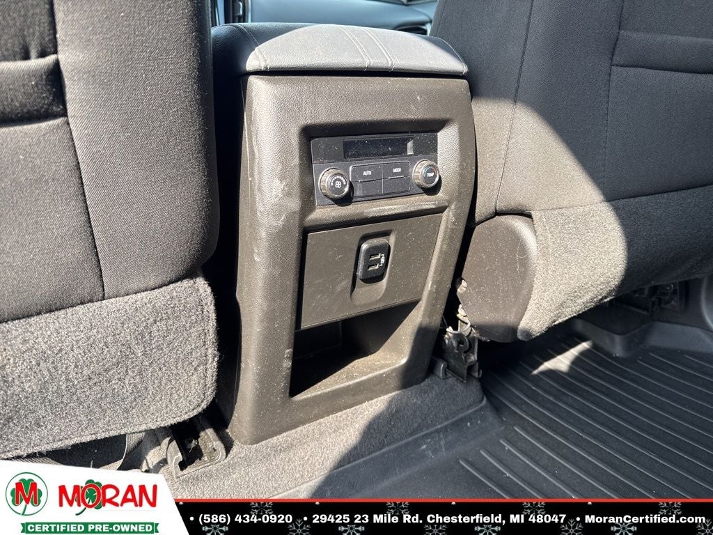 2018 Chevrolet Traverse LT Cloth w/1LT